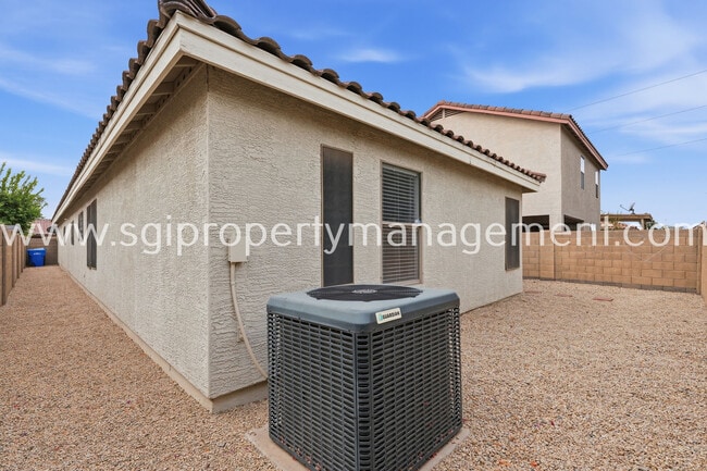 Building Photo - 714 East Michigan Ave