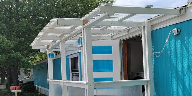 Primary Photo - Keego Harbor Mobile Home