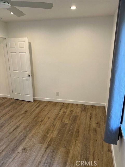 Building Photo - 12660 Oxnard St