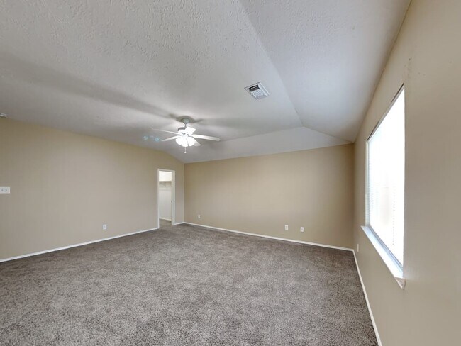 Building Photo - 1515 Glasholm Dr