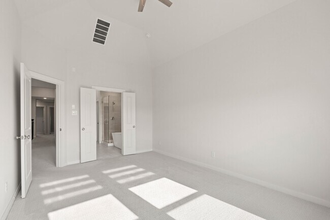 Building Photo - 6579 Scarlet Pond Ln