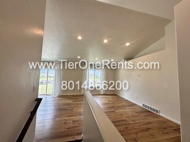 Building Photo - This property offers a NO DEPOSIT option available for qualified renters!