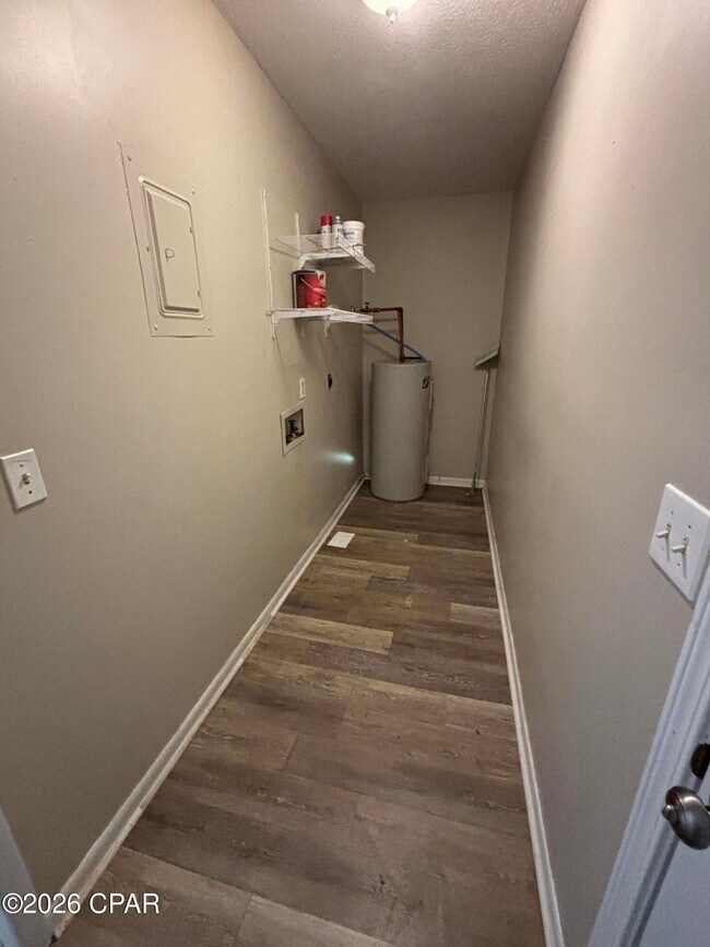 Building Photo - 4113 W 22nd St