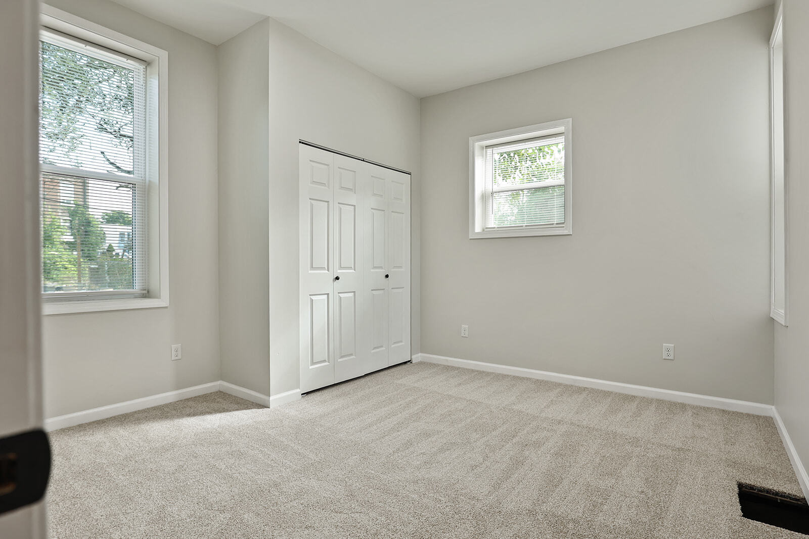 Building Photo - 3828 Wisconsin Ave