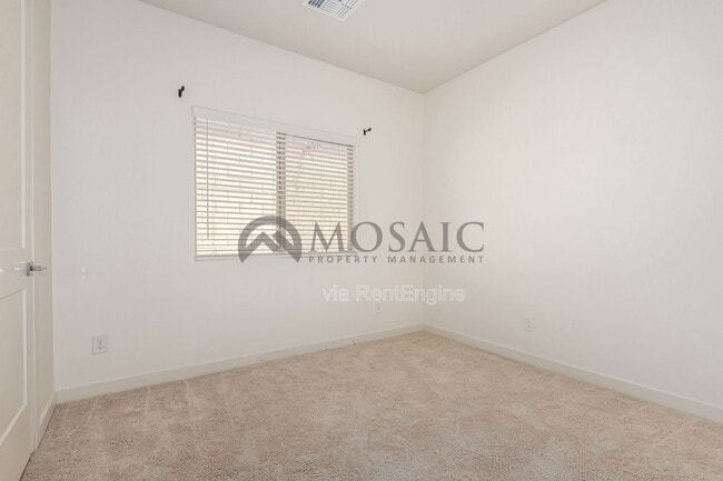 Building Photo - 42281 W Ramirez Dr