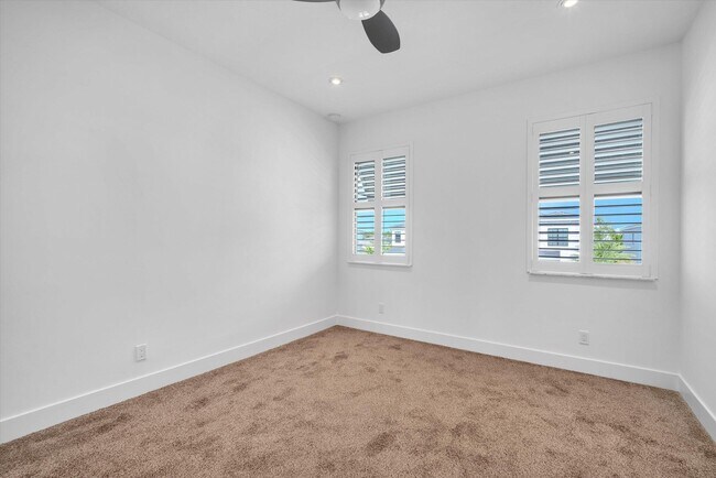 Building Photo - 13482 Artisan Cir