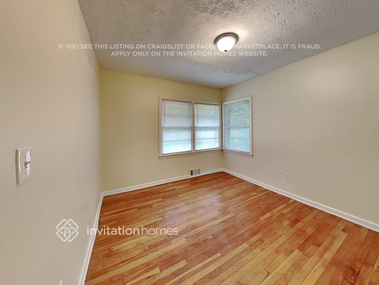 Building Photo - 35 Circle Creek Dr