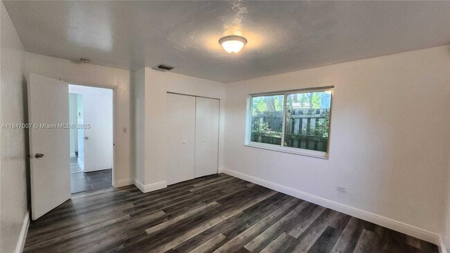 Building Photo - 164 NW 69th St