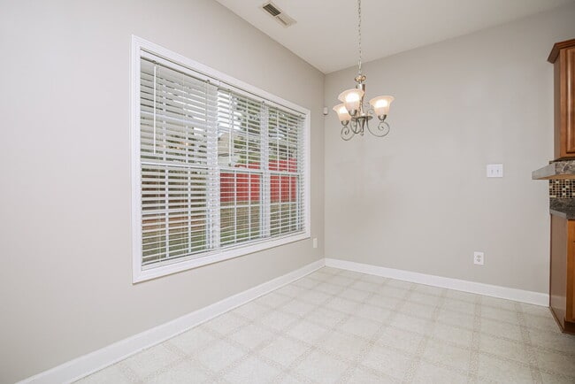 Building Photo - 1214 Braemar Highland Dr