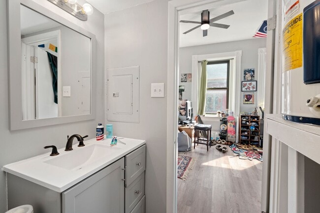 Building Photo - 23 Bedford Square