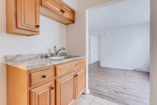 Building Photo - 525 Washington Ave