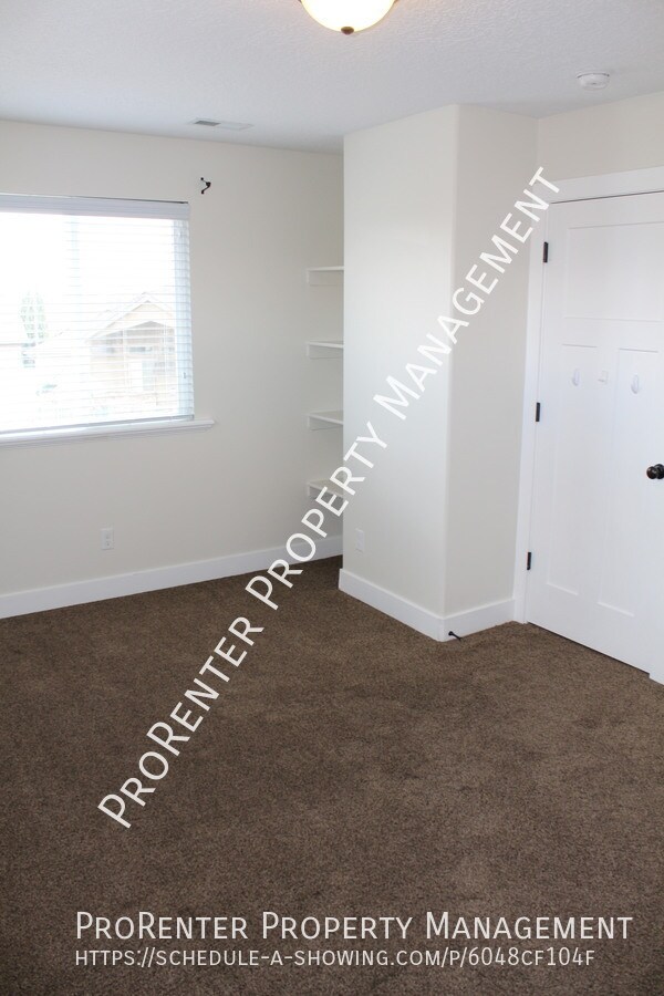 Building Photo - 3217 W 275 N