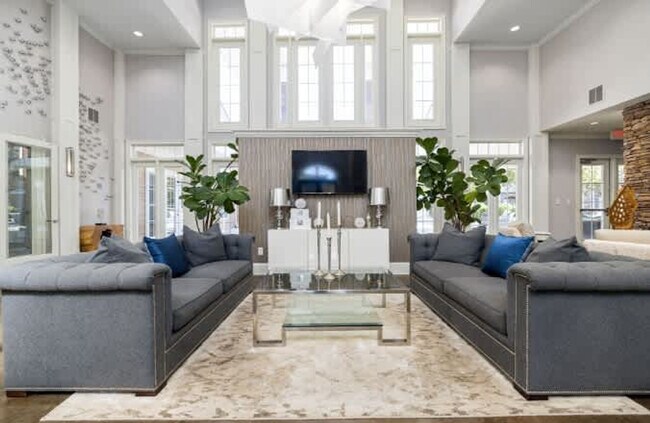 Building Photo - 7029 Almaden Way