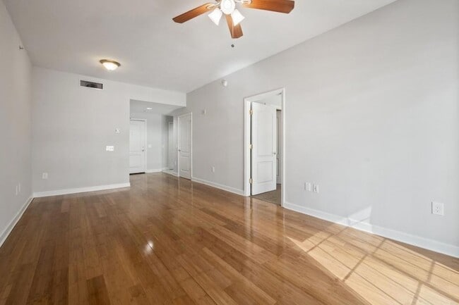 Building Photo - 195 14th St NE