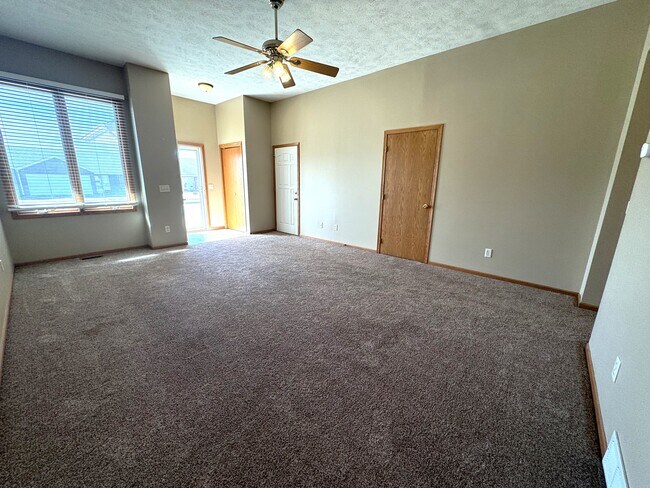 Building Photo - 1534 Ohio St