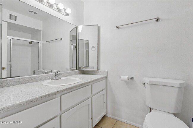 Building Photo - 3224 S El Camino Dr