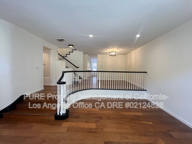 Primary Photo - 2801 Sepulveda Blvd