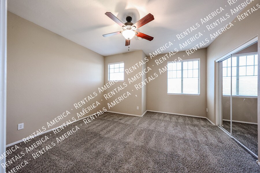 Building Photo - 6845 W Alta Vista Rd