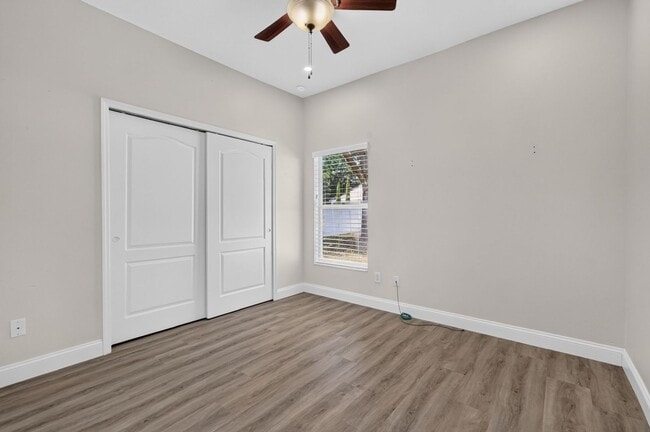Building Photo - 3/2 Home on a Cul-de-Sac with Beautiful Yard!