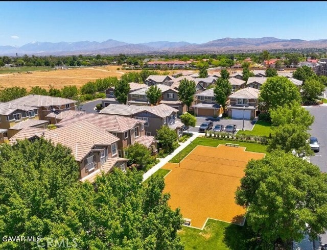 Building Photo - 2562 Kenwood Ct