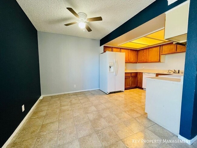 Building Photo - 3716 Snorkel Cir