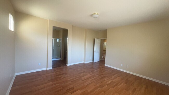 Building Photo - 3548 Santa Maria Ave
