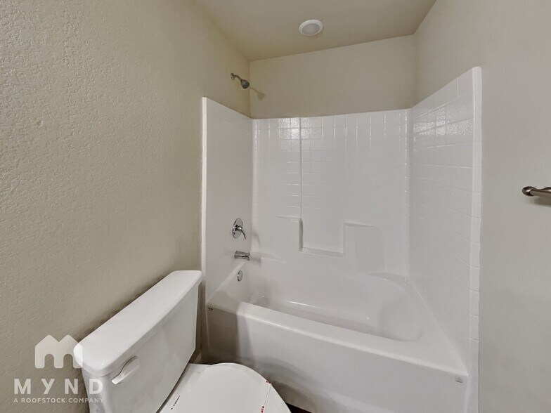 Building Photo - 763 Rolling Terrace Cir