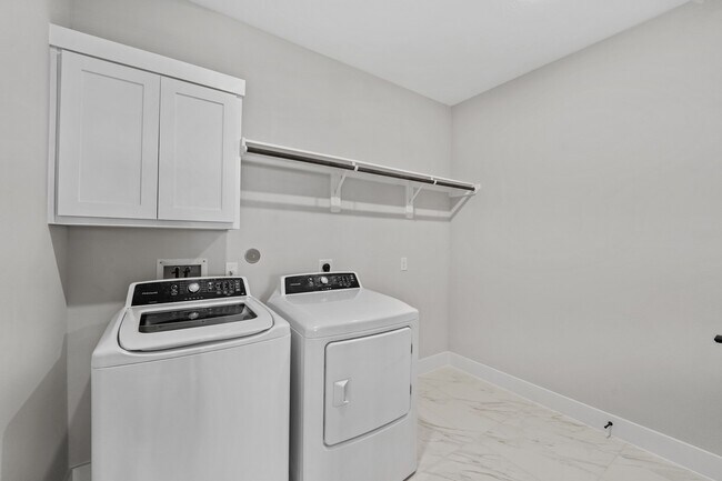 Building Photo - 465 Horizon Light Ln