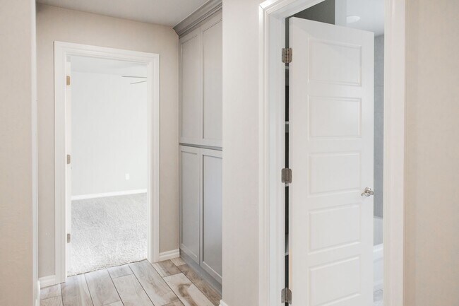 Building Photo - 3320 NW 187 Ter