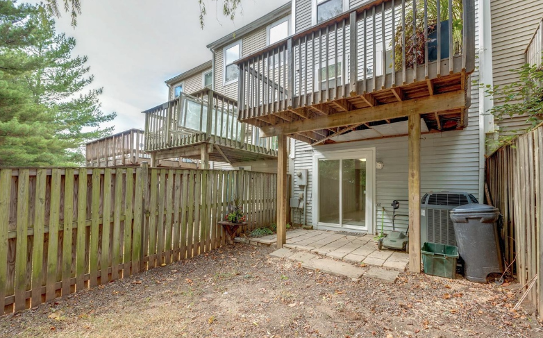 Building Photo - 15357 Gatehouse Terrace