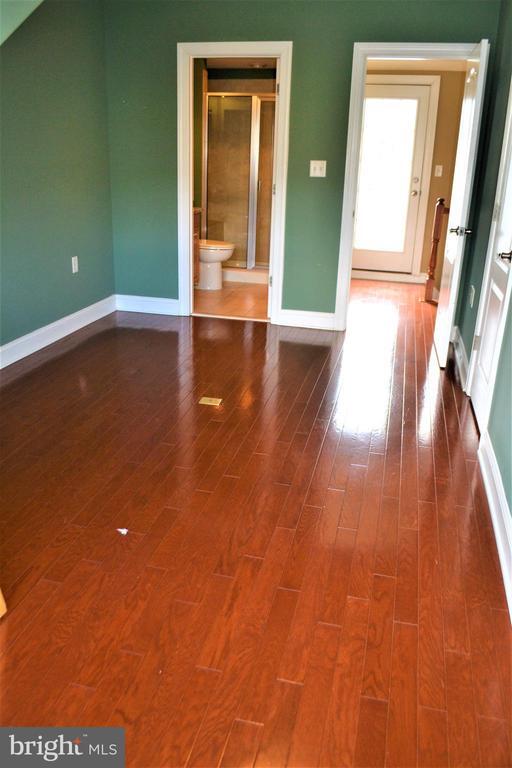 Building Photo - 426 N Thomas St