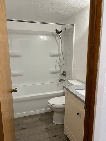 Building Photo - 6099 WI-42