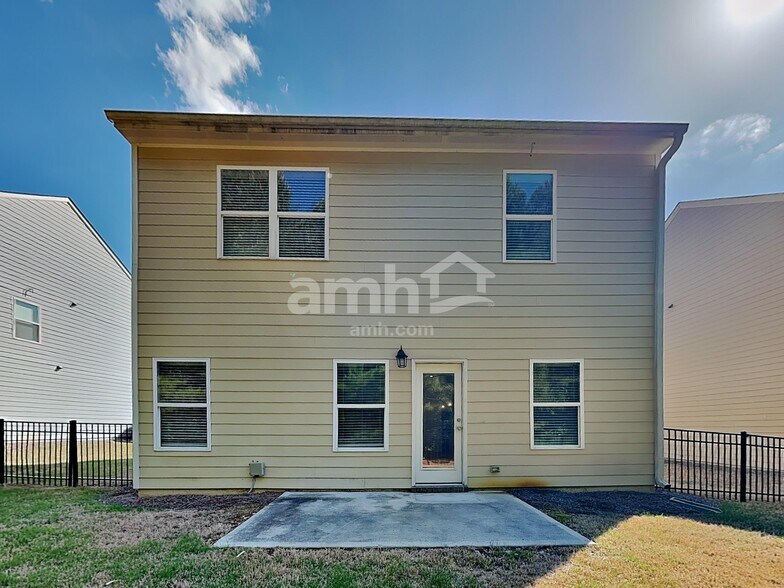 Building Photo - 701 Woodall Rd