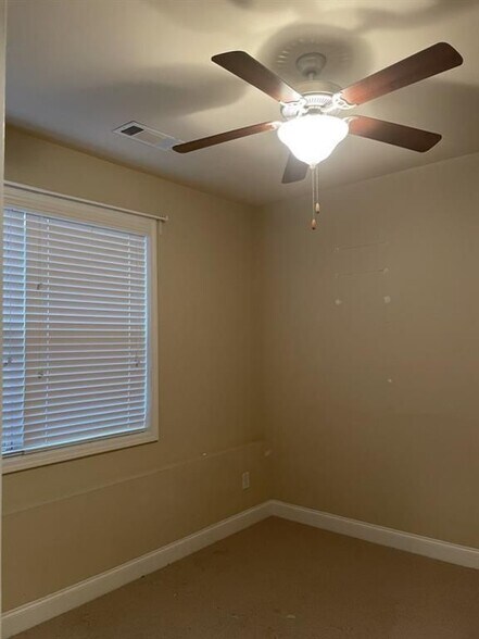 Building Photo - 4309 Tacoma Trce