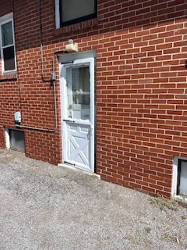 Building Photo - 210 North First Avenue