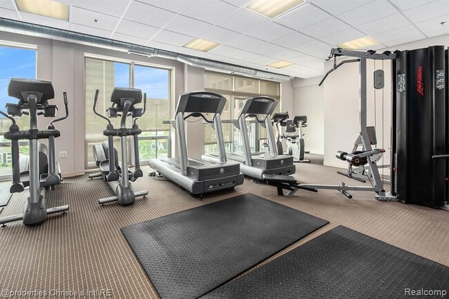 Building Photo - 3670 Woodward Ave