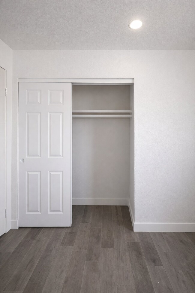 Building Photo - 4322 San Bernardino Ave
