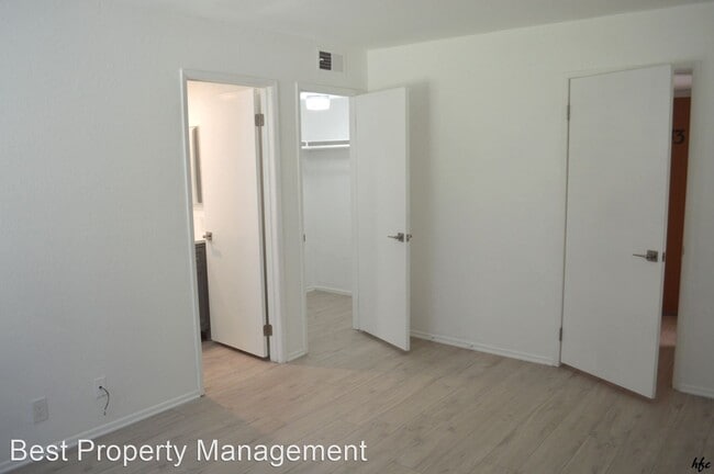 Building Photo - 2 br, 2 bath House - 1050 E. Ramon Rd  #43