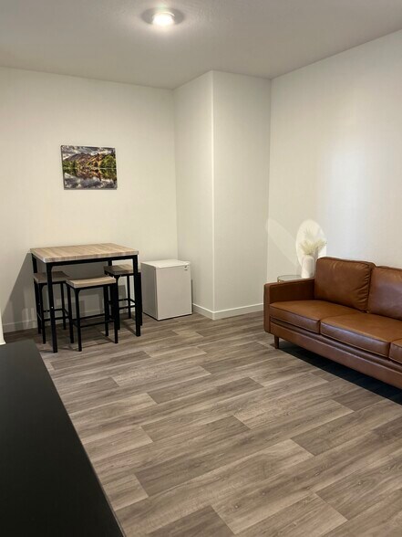 Building Photo - 8716 Hamblen Ct