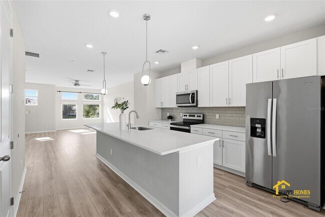 Building Photo - 8530 Warburg Alley