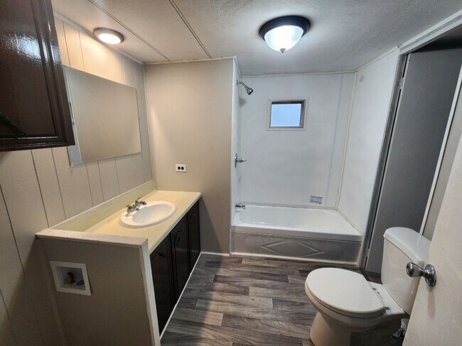 Building Photo - 14803 Bakers Ln