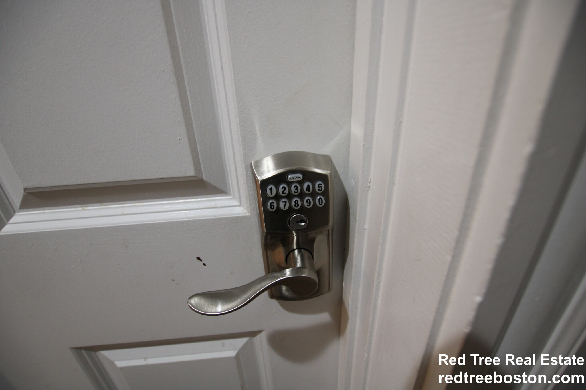 Building Photo - 17 Parker Hill Ave