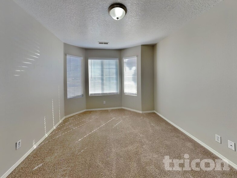 Building Photo - 833 Deming Meadows Dr NE