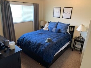 Building Photo - 2 bed 1 bath in Orem