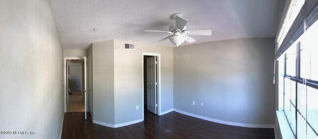 Building Photo - 420 Timberwalk Ct