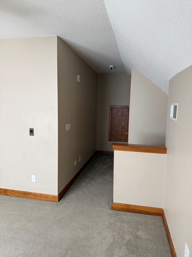 Building Photo - Chapin Lake Life - Call Lexington office for information 803-359-0793