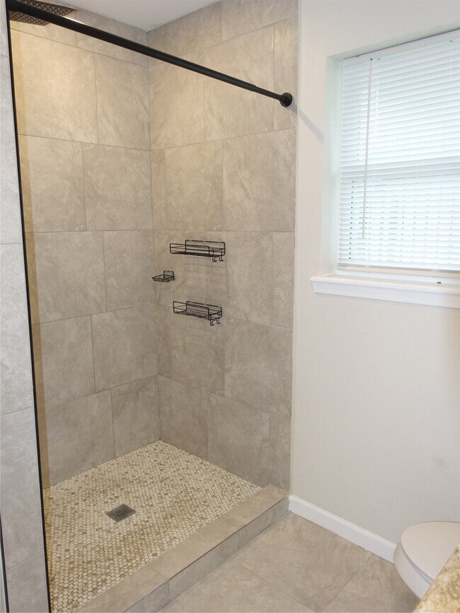 Building Photo - 1038 Cottage Oak Ln