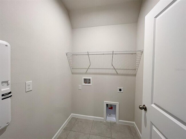 Building Photo - 5530 Bonn Way