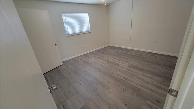 Building Photo - 308 Avanda Ct