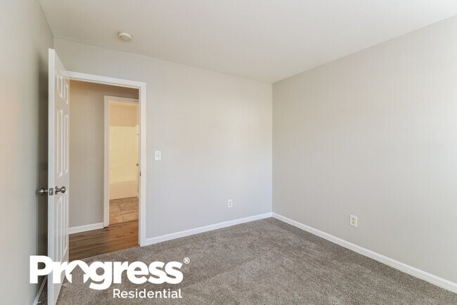 Building Photo - 1930 Hanna Trce